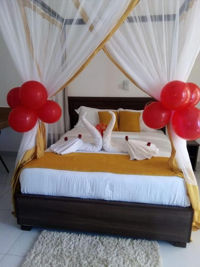 Diani Palm Resort Diani Beach Exterior foto